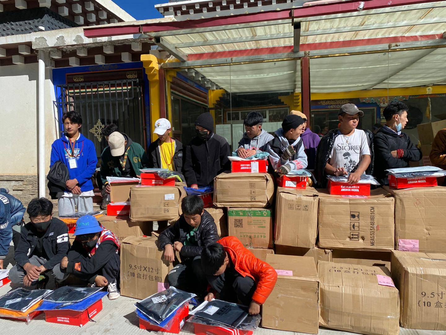 云顶集团(中国区)官方网站公益回顾丨家国同欢月同圆 温暖满载甘孜州(图7)